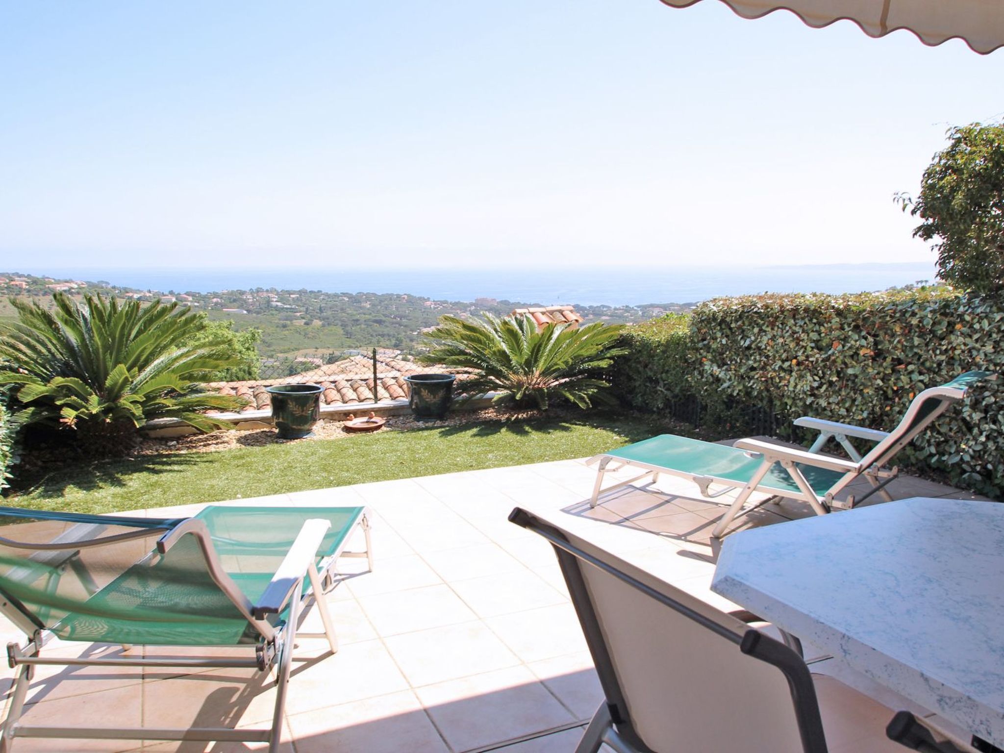 Photo of Mazet 4 pers - Blick aufs Meer - Schwimmbad - WiFi - Klima