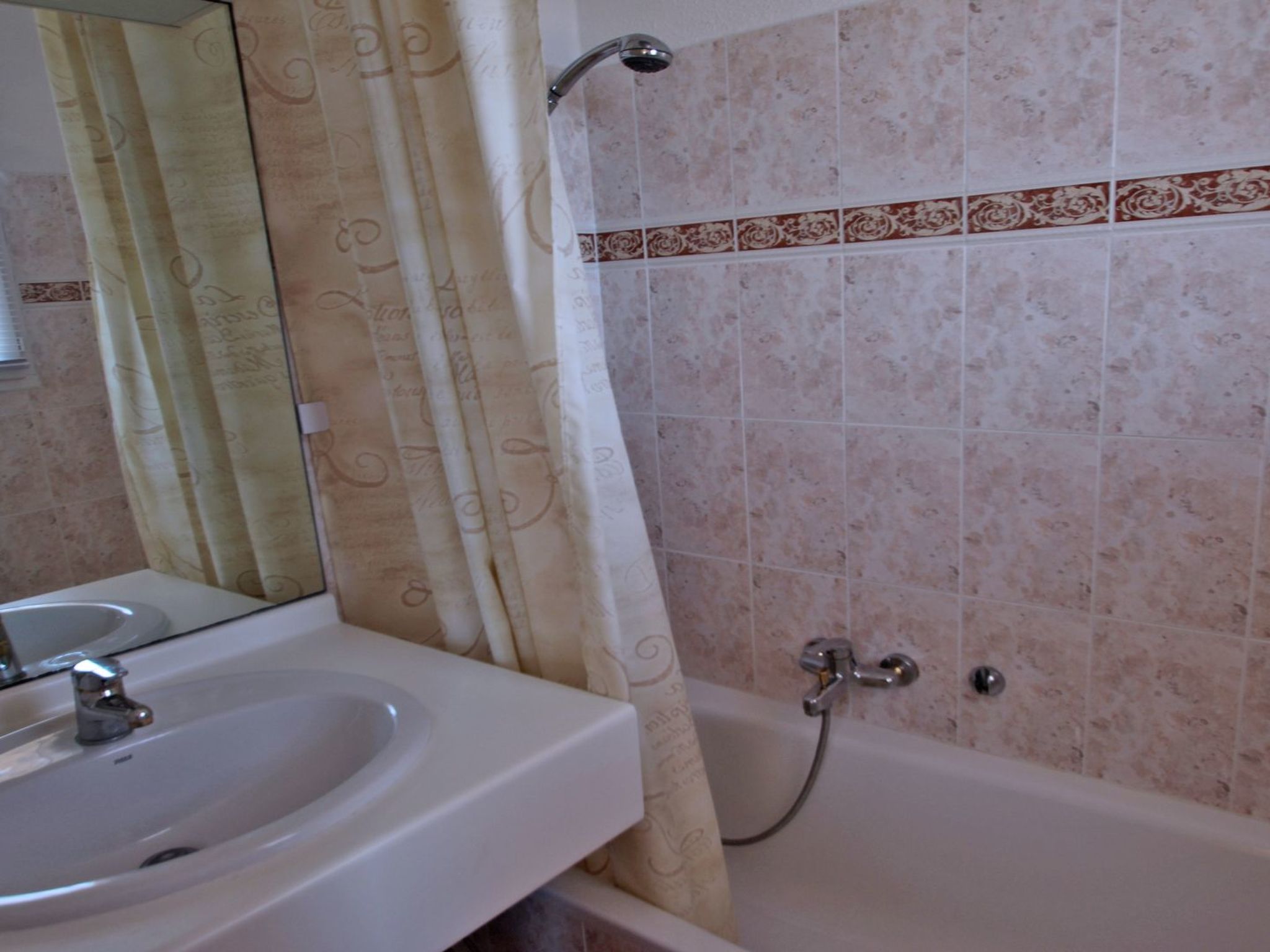 Photo of Mazet 4 pers - Blick aufs Meer - Schwimmbad - WiFi - Klima