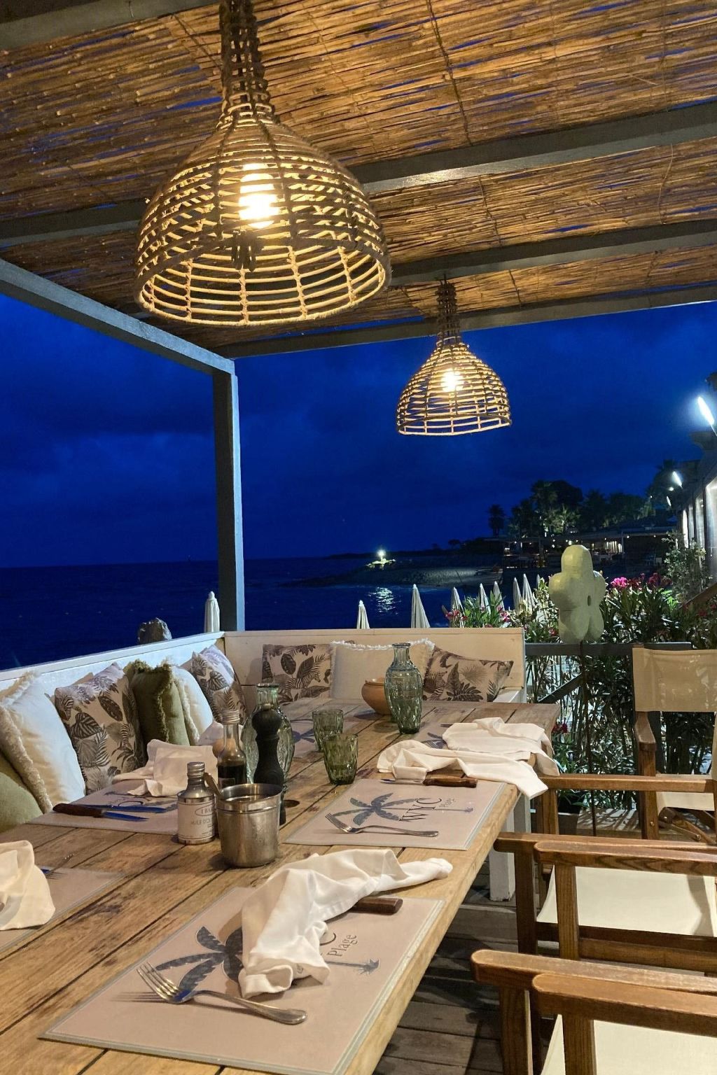 Kleine Villa an der Cote d´Azur-Drinnen