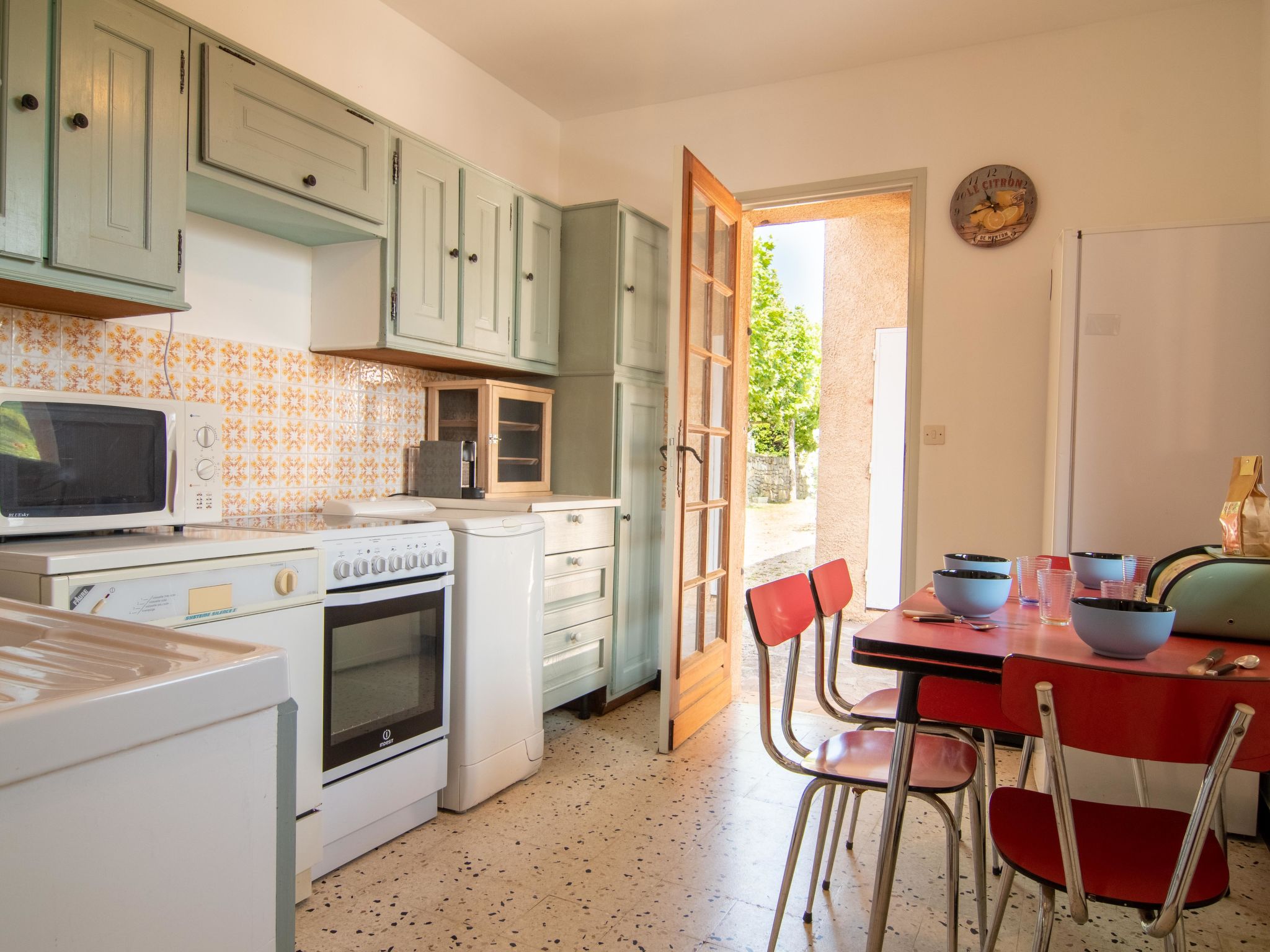 Kitchen / Dining Room