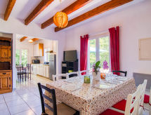 Le Mas de L'Ourmenade: Authentiek vakantiehuis met golfbaan in het hart van de Provence - thumbnail 5