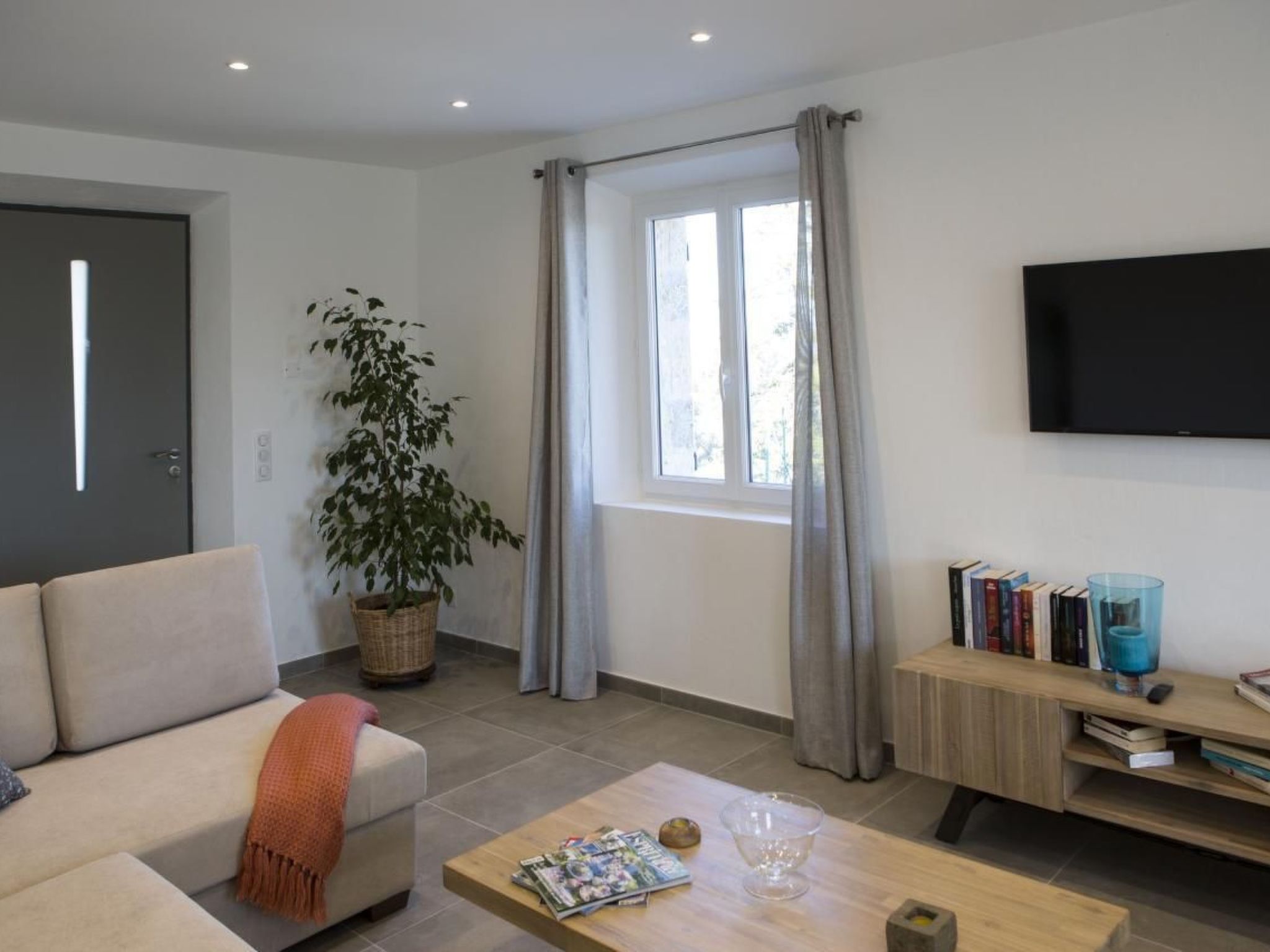 "Meline" mit Aussicht-Drinnen