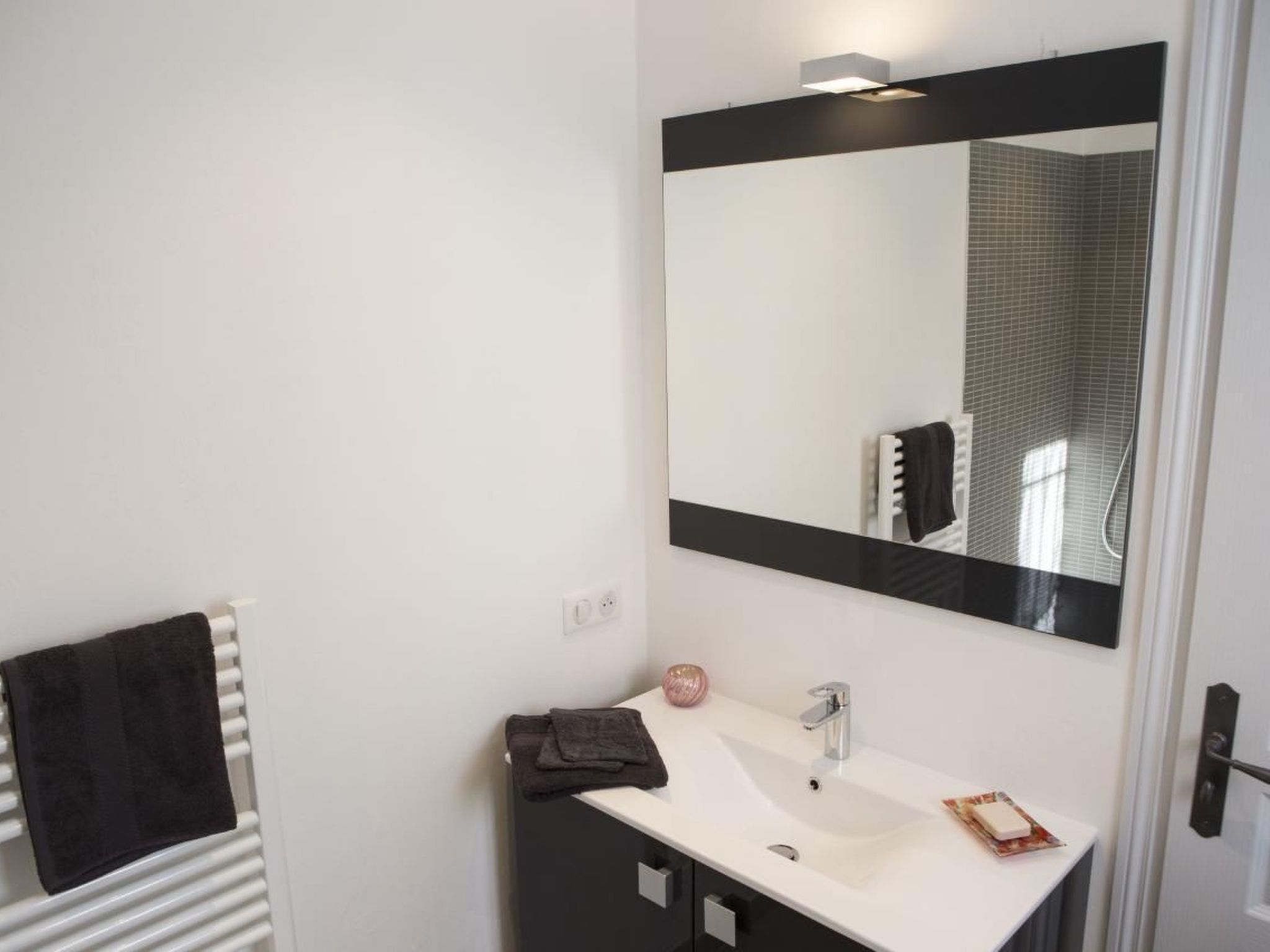 "Meline" mit Aussicht-Drinnen