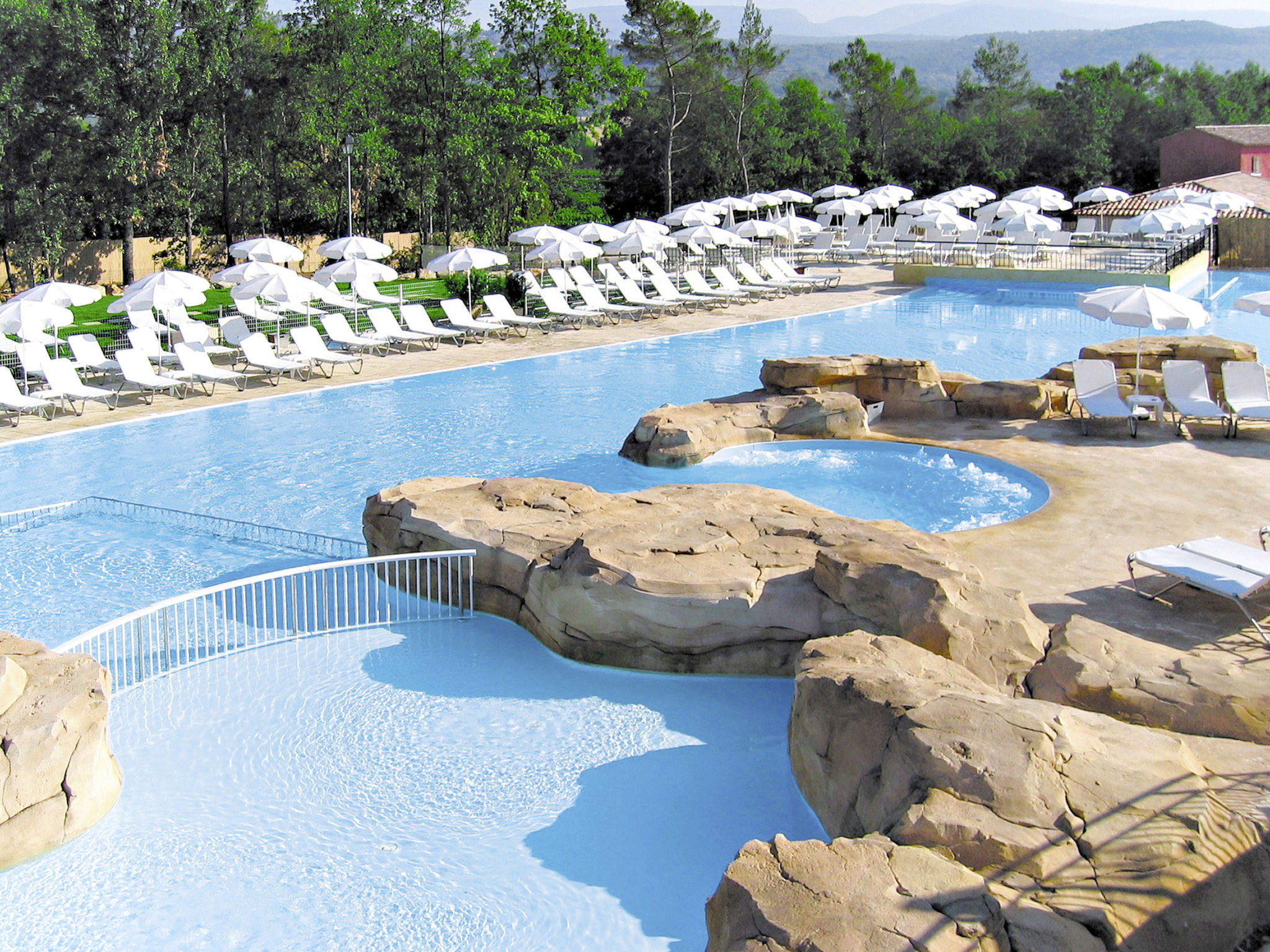 Hameaux de la Calade V6/8