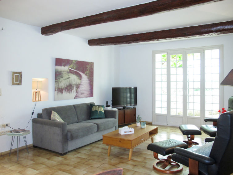 Search and Stay destination Fayence, Provence-Alpes-Côte d'Azur - France from AU$ 129. de l'Adrech (FEN150)