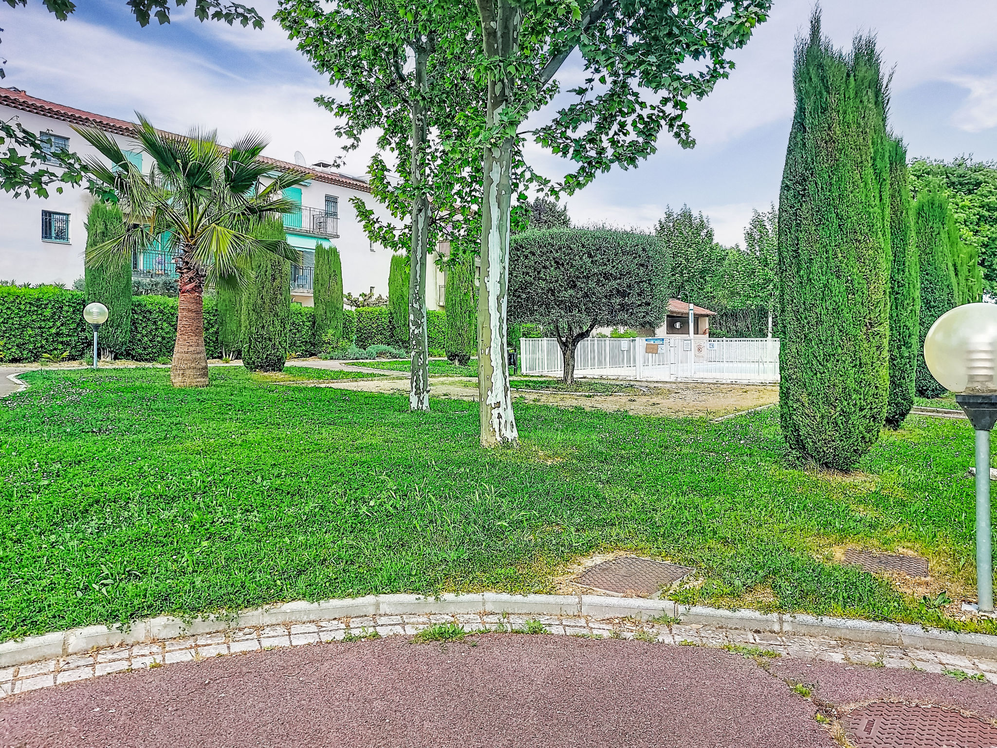 Les Bastides - Buiten