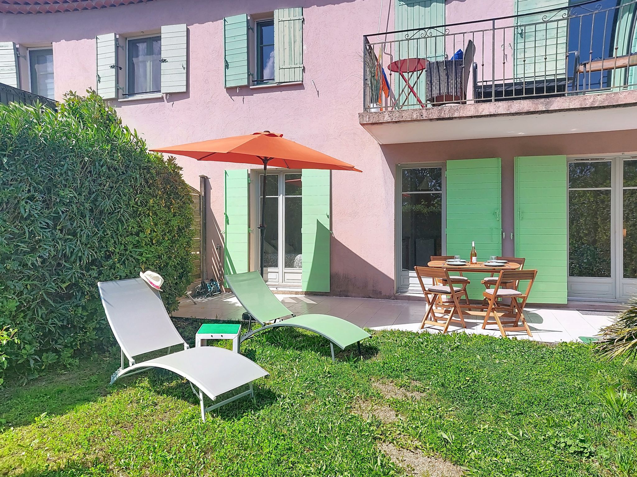 Les Bastides - Buiten