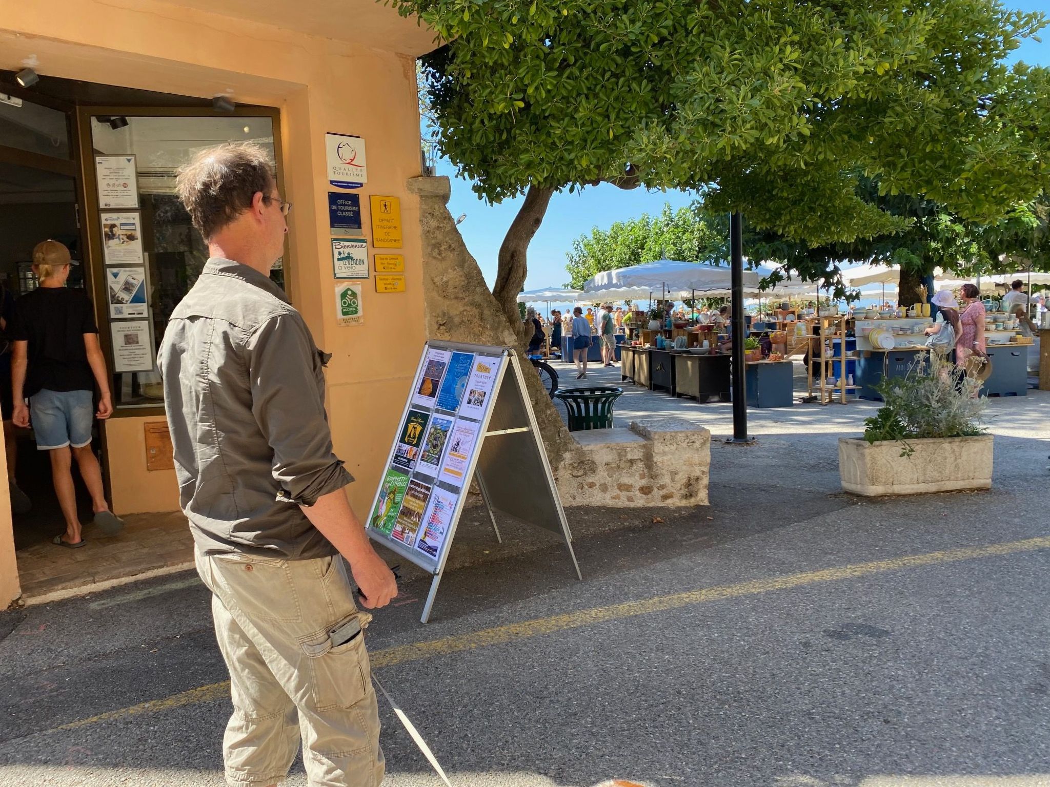 Klimatisiertes Mas Les Heures Bleues mit Pool-Binnen