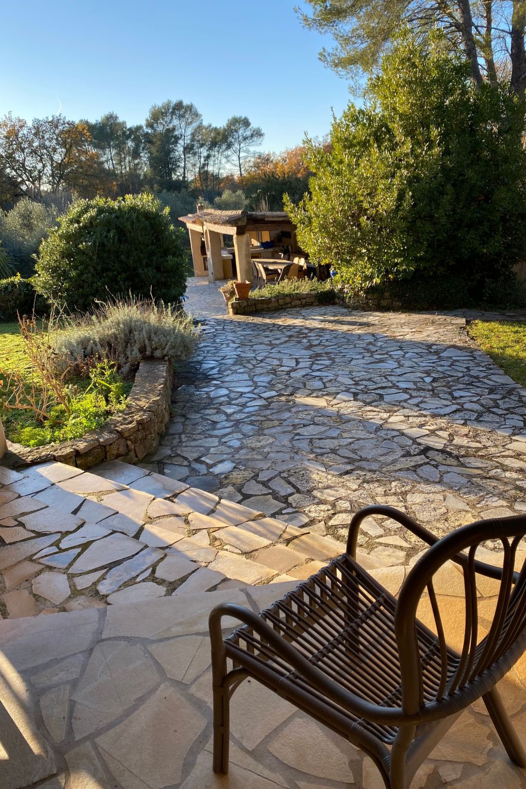 Klimatisiertes Mas Les Heures Bleues mit Pool-Binnen