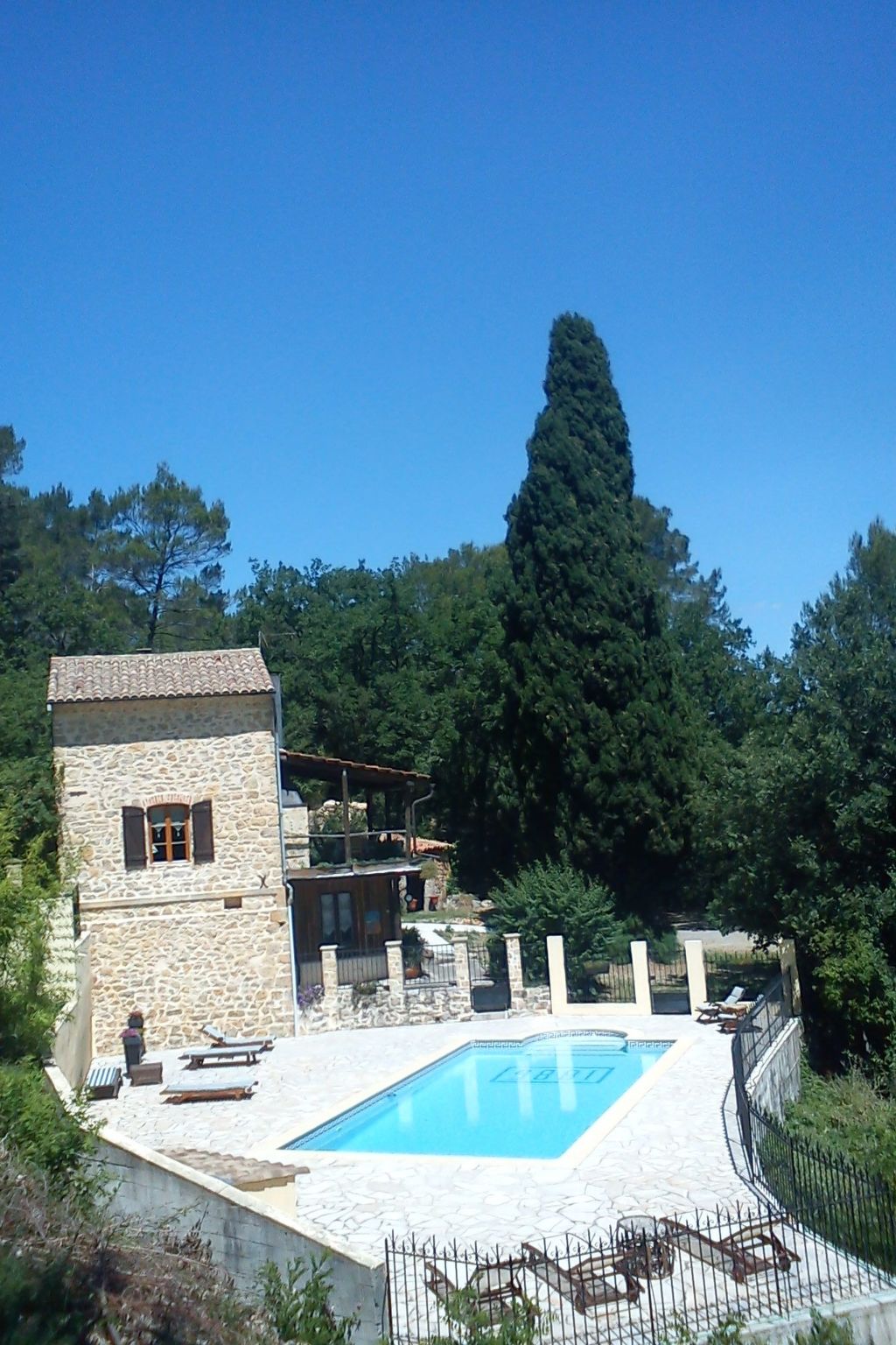 Provenzialisches Ferienhaus mit Privatpool