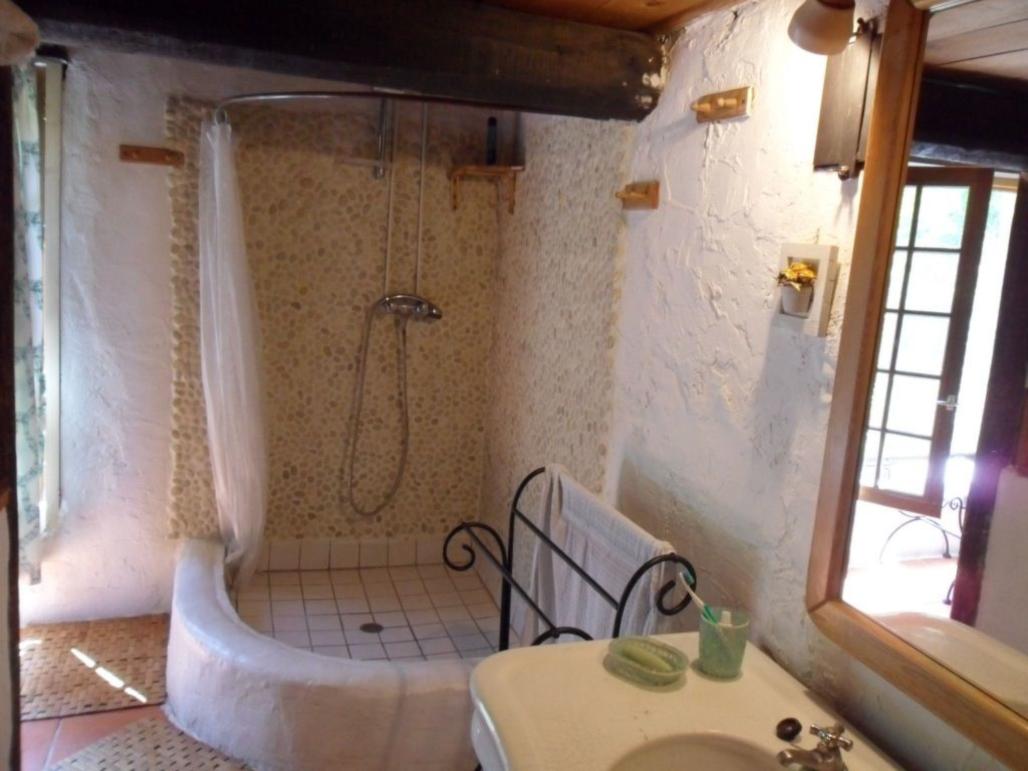 Provenzialisches Ferienhaus mit Privatpool - Dedans