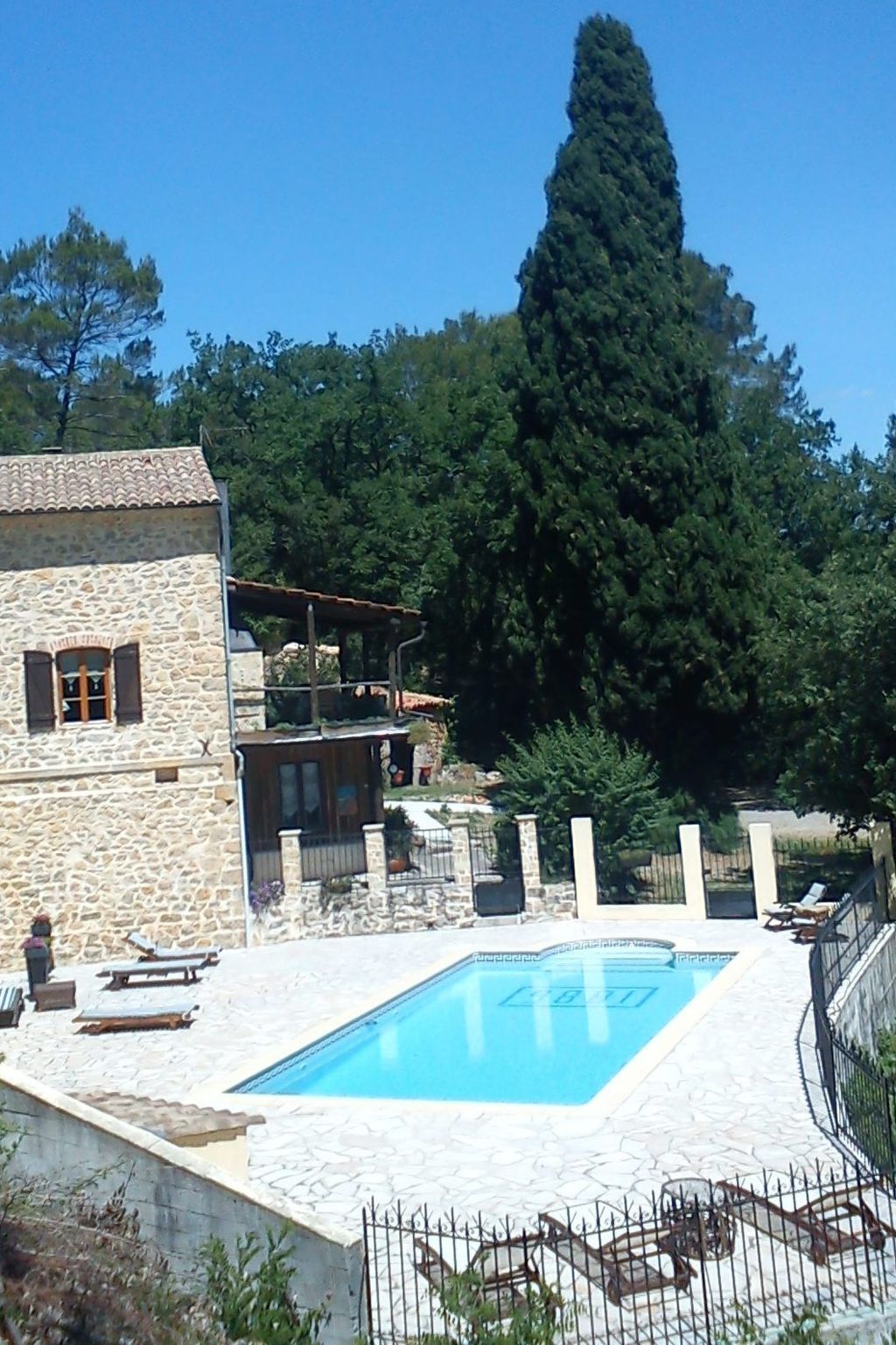 Provenzialisches Ferienhaus mit Privatpool - Dehors