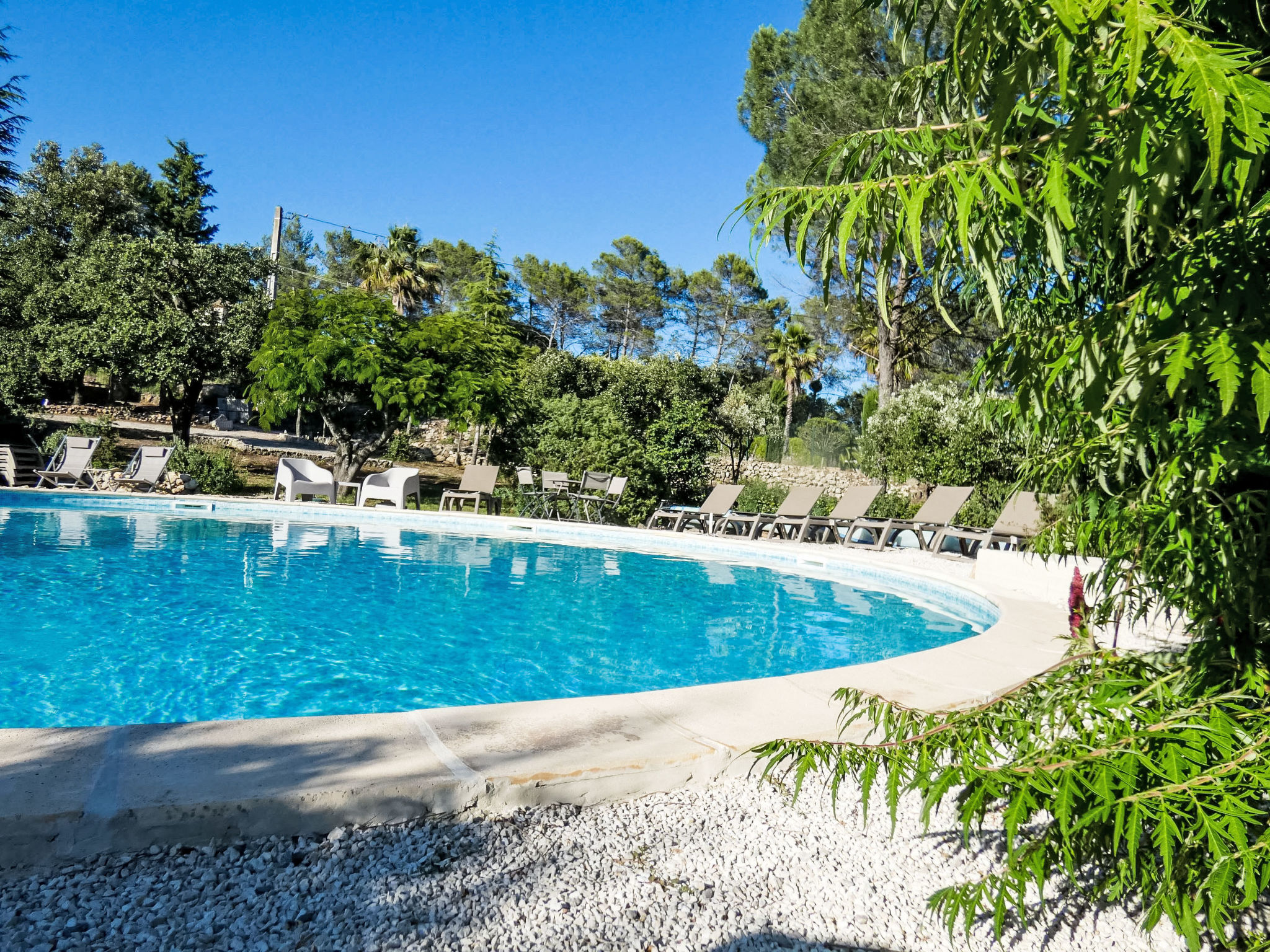 "La Cigale" mit Schwimmbad - Outside