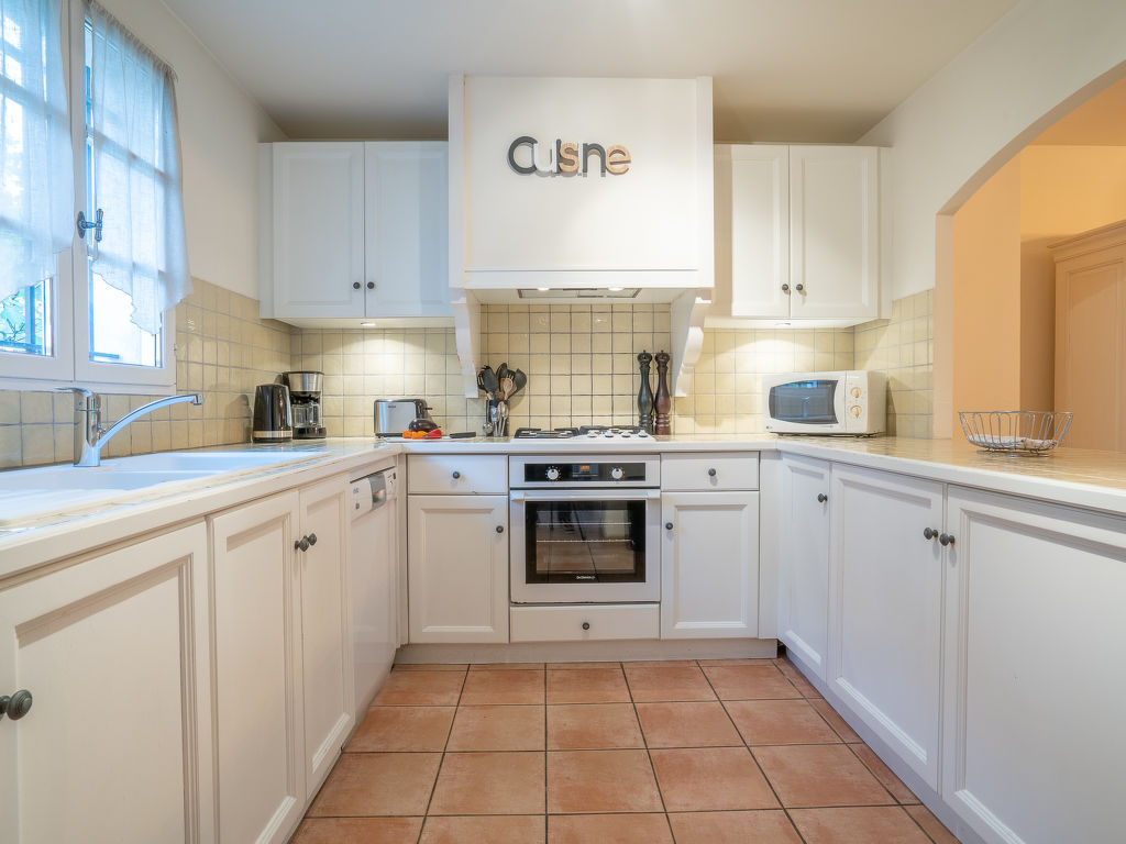Le Domaine de St. Endréol Golf & Spa — Kitchen / Dining Room
