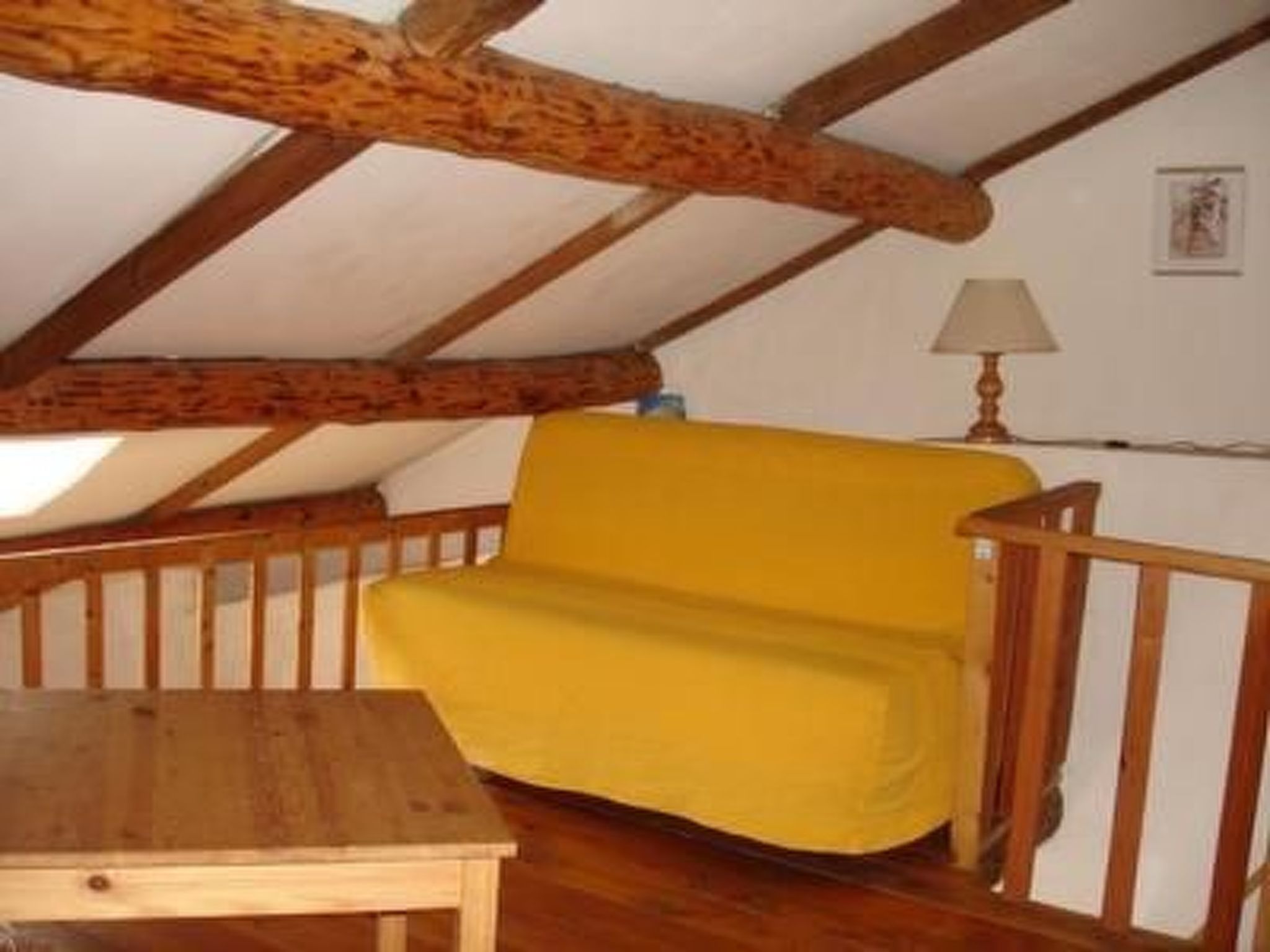 In Sillans-La-Cascade mit Garten-Inside