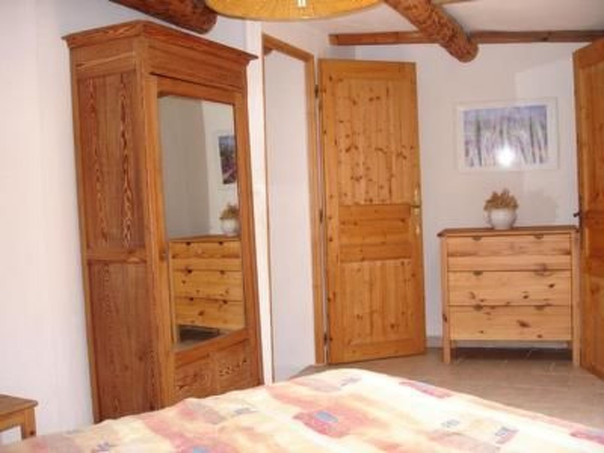 In Sillans-La-Cascade mit Garten-Inside