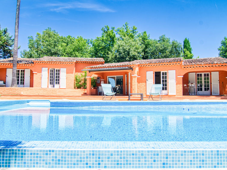 Search and Stay destination Bagnols-en-Forêt, Provence-Alpes-Côte d'Azur - France from AU$ 309. Micocoulier