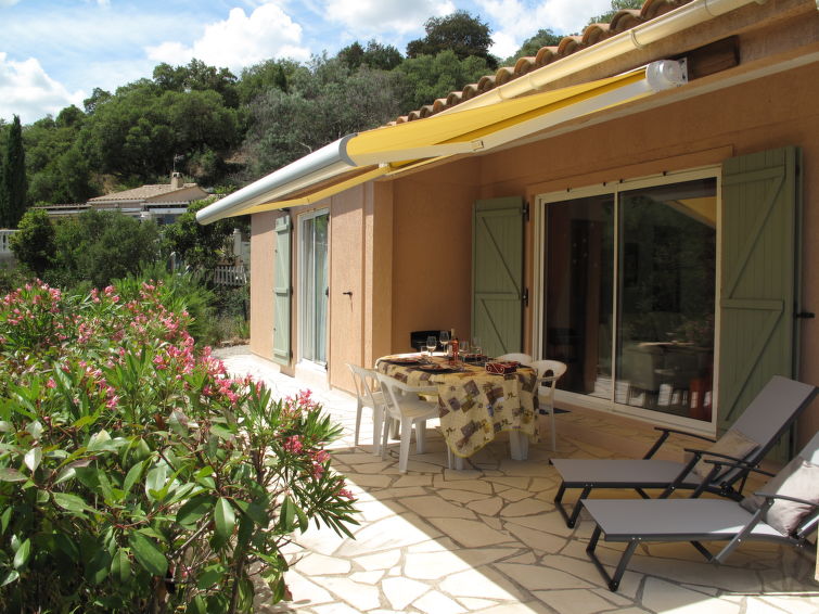 Search and Stay destination Le Muy, Provence-Alpes-Côte d'Azur - France from AU$ 167. Marie-Julie