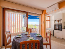 Direct aan zee in Fréjus: Appartement voor 4 personen op 40 meter van het strand - thumbnail 6