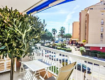 Appartement Le Méditerranée: direct aan het strand van Fréjus - thumbnail 2