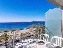 Direct aan zee appartement in Fréjus met strand op 15 meter - thumbnail 5