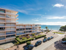 Appartement Le Capitole op 20 meter van het strand in Port Fréjus - thumbnail 6