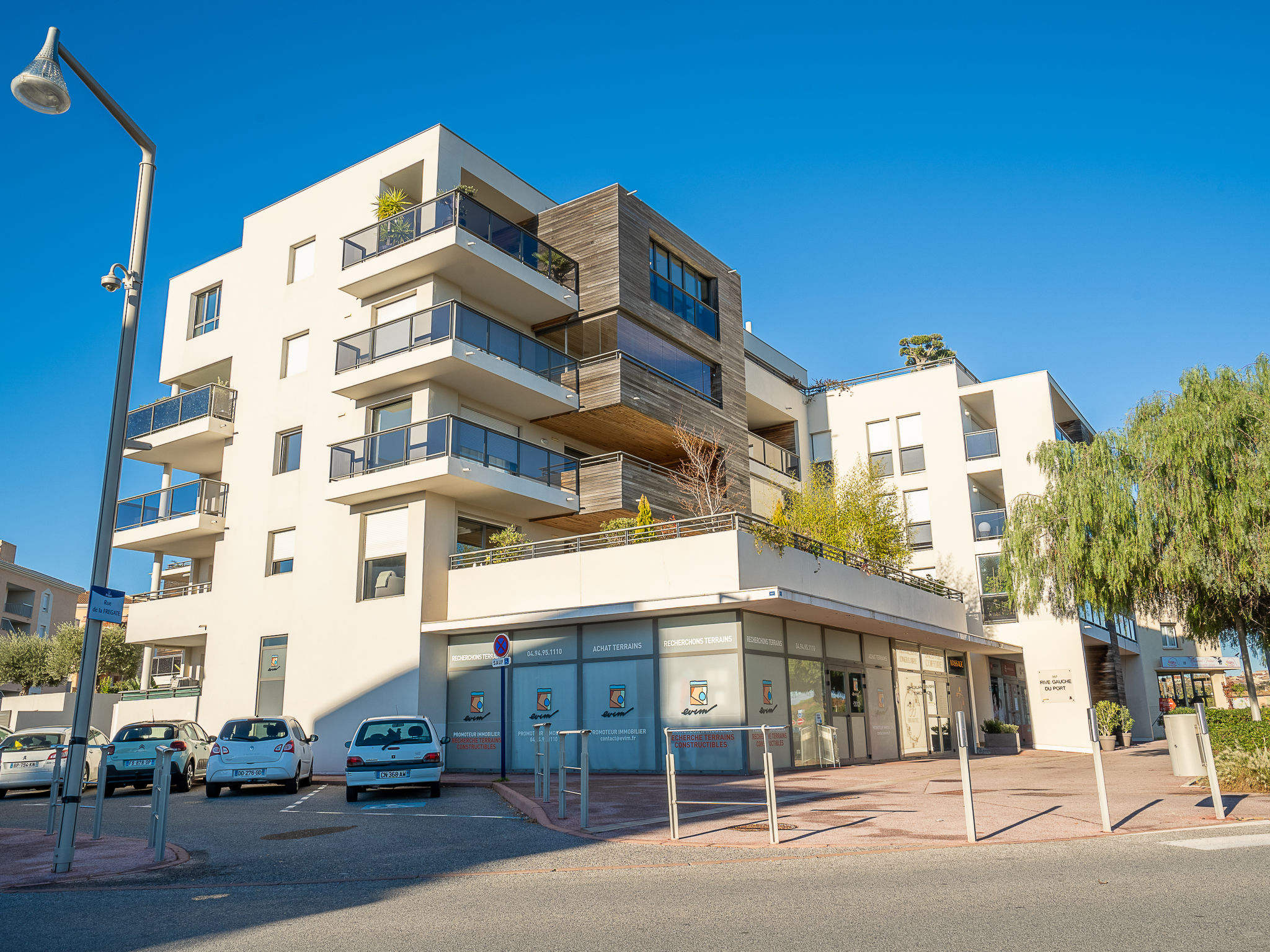 Photo of Rive Gauche