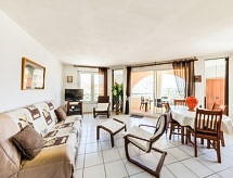 Knus appartement aan zee in Port Fréjus met airco, op 200m van het strand - thumbnail 6