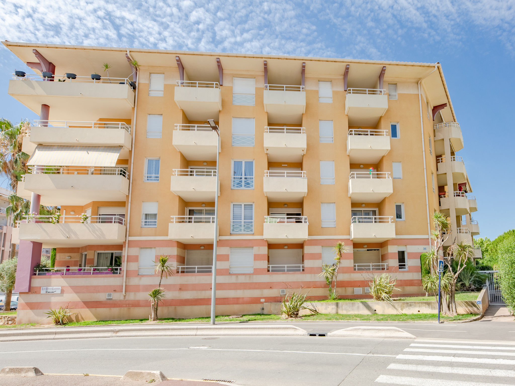 Photo of Les Rives Latines