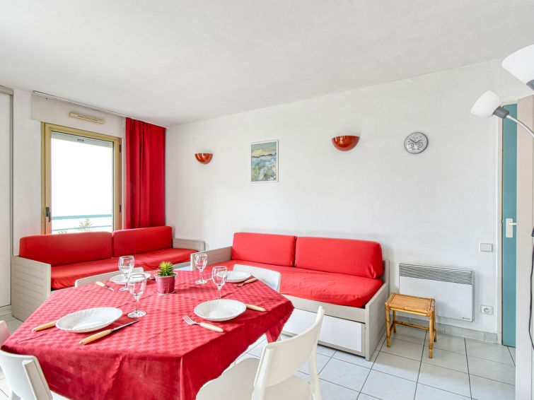 Search and Stay destination Fréjus, Provence-Alpes-Côte d'Azur - France from AU$ 188. L'Open
