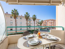Modern appartement op 150 meter van het strand in Port Fréjus, Côte d'Azur - thumbnail 4