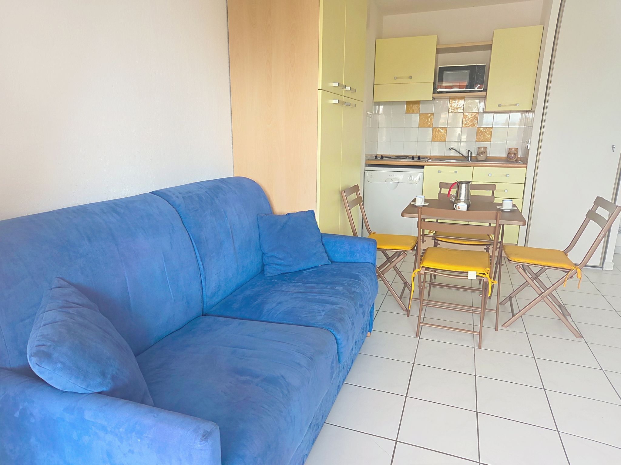 Photo of Le Consul
