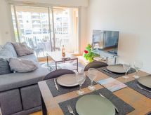 Knus appartement in Port Fréjus, 400m van strand en haven - thumbnail 4