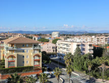Op 400 m van zee: sfeervol appartement in Port Fréjus - thumbnail 3