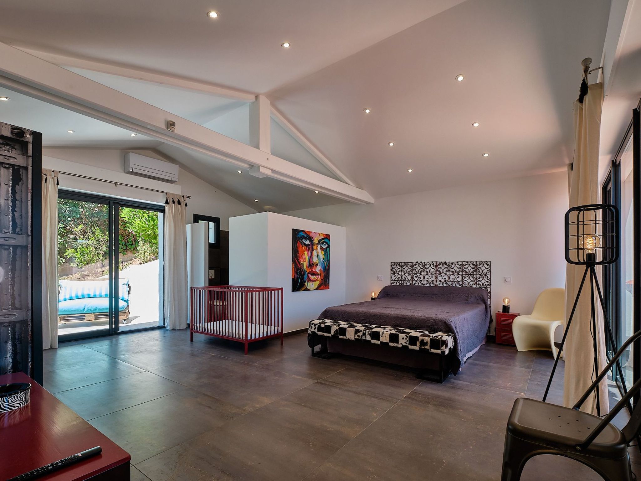 950m vom Meer, herrlicher MEERESBLICK, Pool, Jacuzzi-Dedans