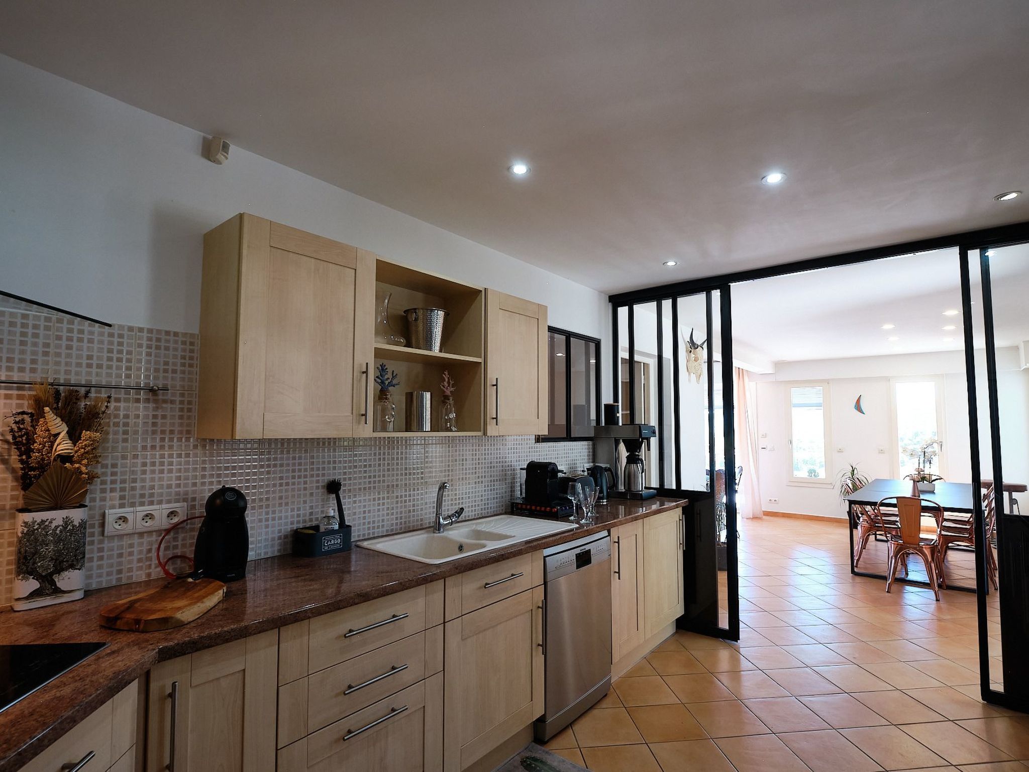 950m vom Meer, herrlicher MEERESBLICK, Pool, Jacuzzi-Dedans