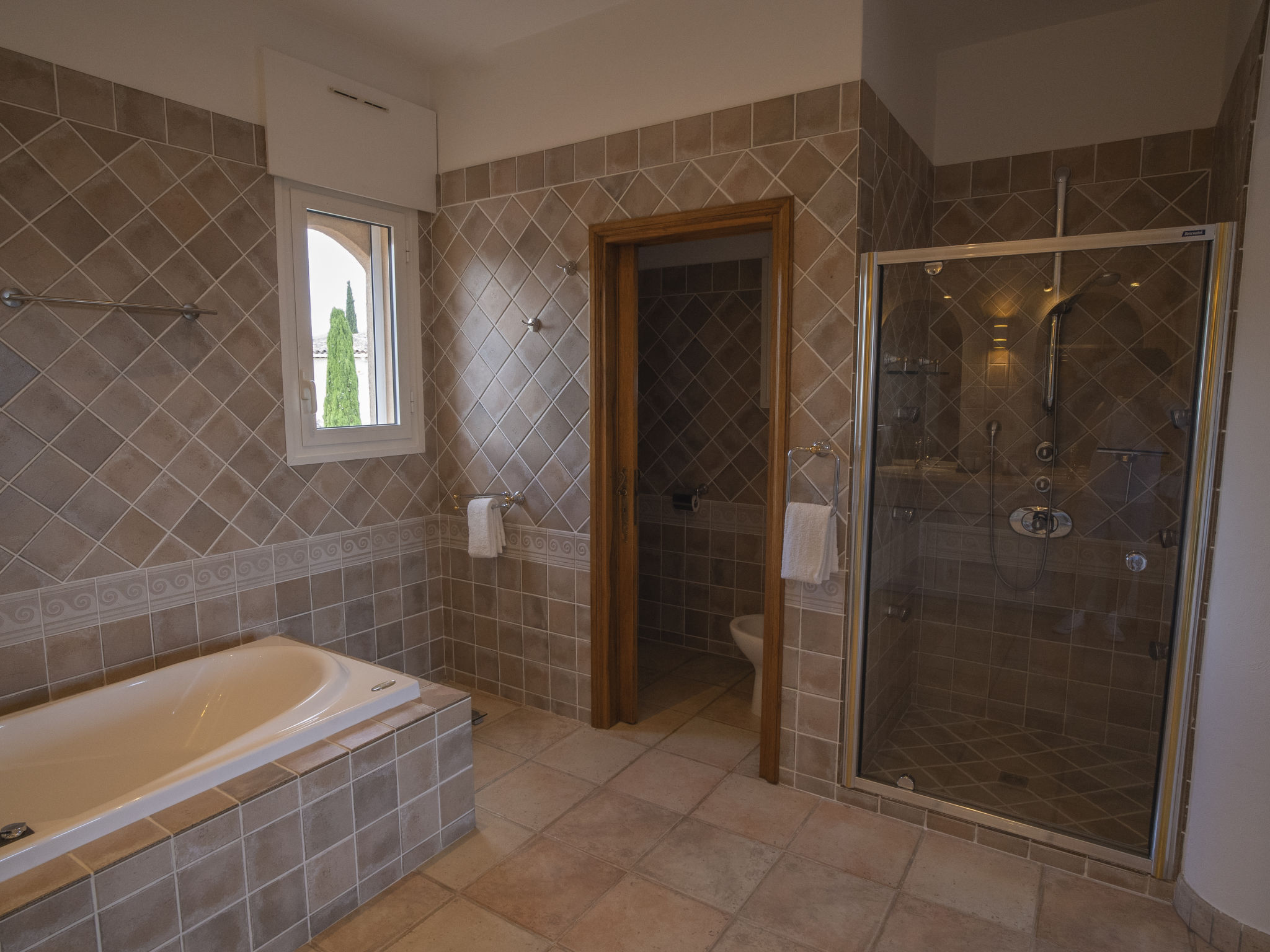 Traumhafte Villa mit 5 Sternen ausgezeichnet-Image-tags.info