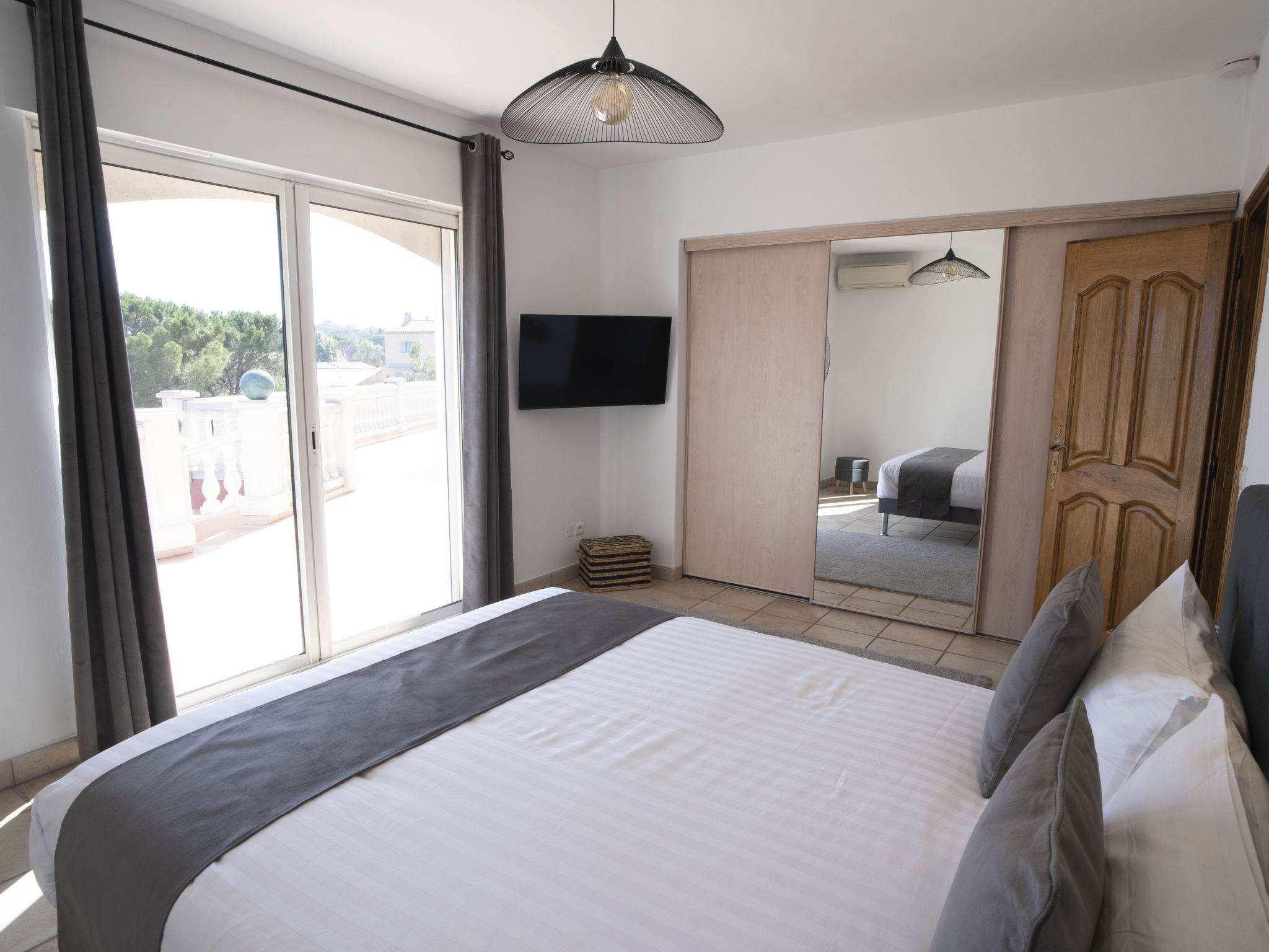 Traumhafte Villa mit 5 Sternen ausgezeichnet-Image-tags.info