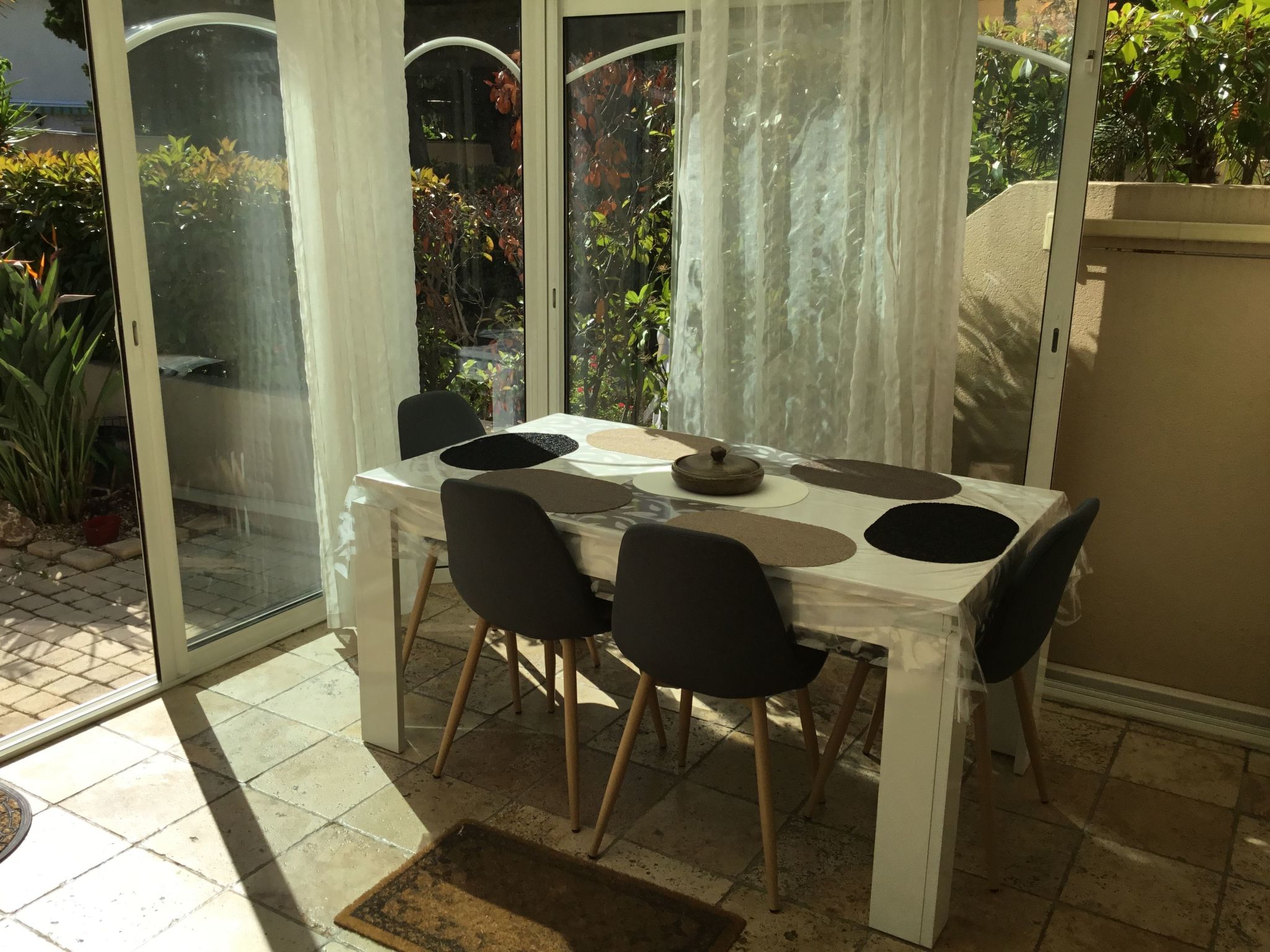 Côte d'Azur in Port Fréjus Rez de Jardin 65m2-Image-tags.info