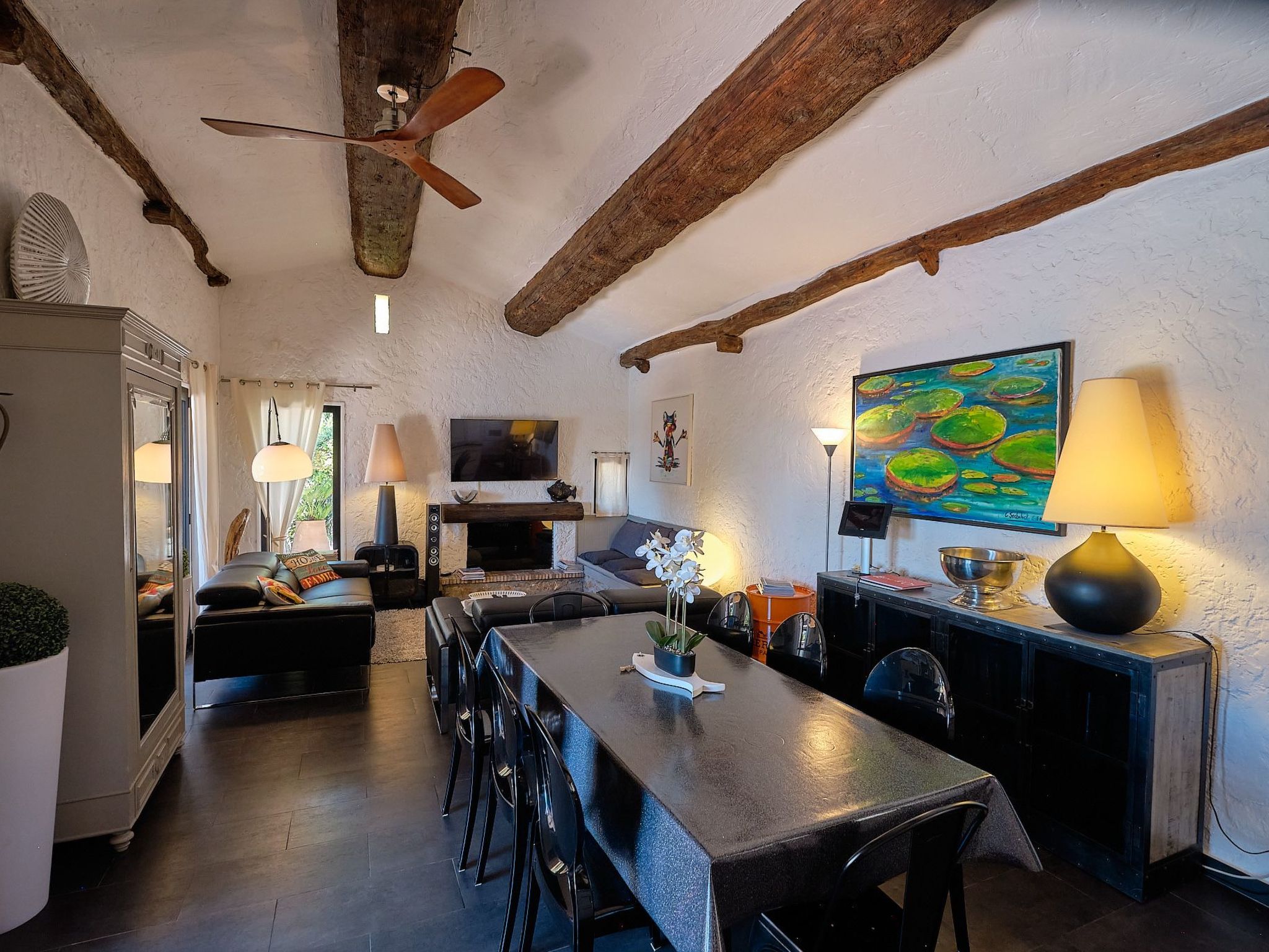 Herrliche Villa mit Meerblick, Pool, 400m vom Meer entfernt-Drinnen