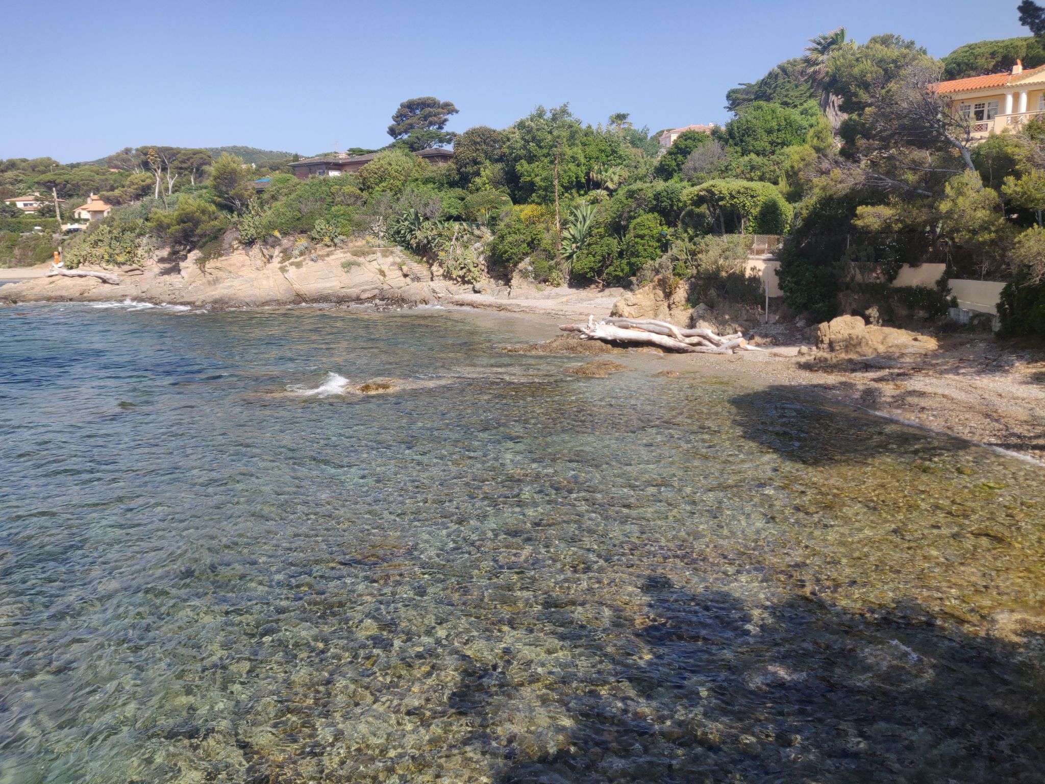 Herrliche Villa mit Meerblick, Pool, 400m vom Meer entfernt-Drinnen