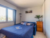 Op 500 m van zee: Gezellig appartement in Port Fréjus - thumbnail 4