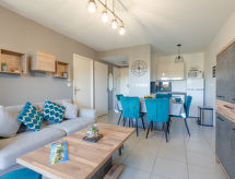 Luxe appartement aan de golfbaan op de Côte d'Azur, vlakbij strand - thumbnail 4