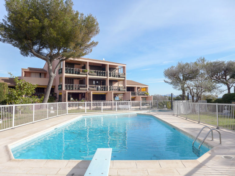 Search and Stay destination Fréjus, Provence-Alpes-Côte d'Azur - France from AU$ 131. Les Caroubiers