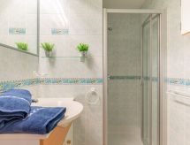 Knusse studio op 200 meter van zee in Saint Aygulf - thumbnail 5