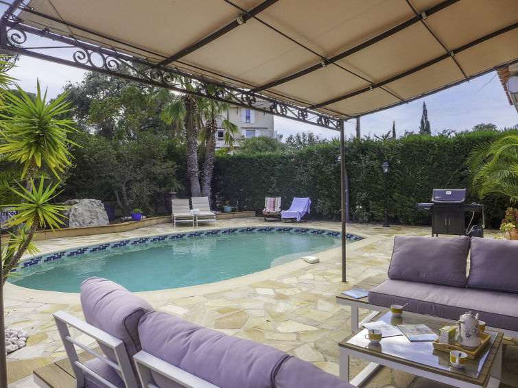 Search and Stay destination Fréjus, Provence-Alpes-Côte d'Azur - France from AU$ 537. Les Galandos