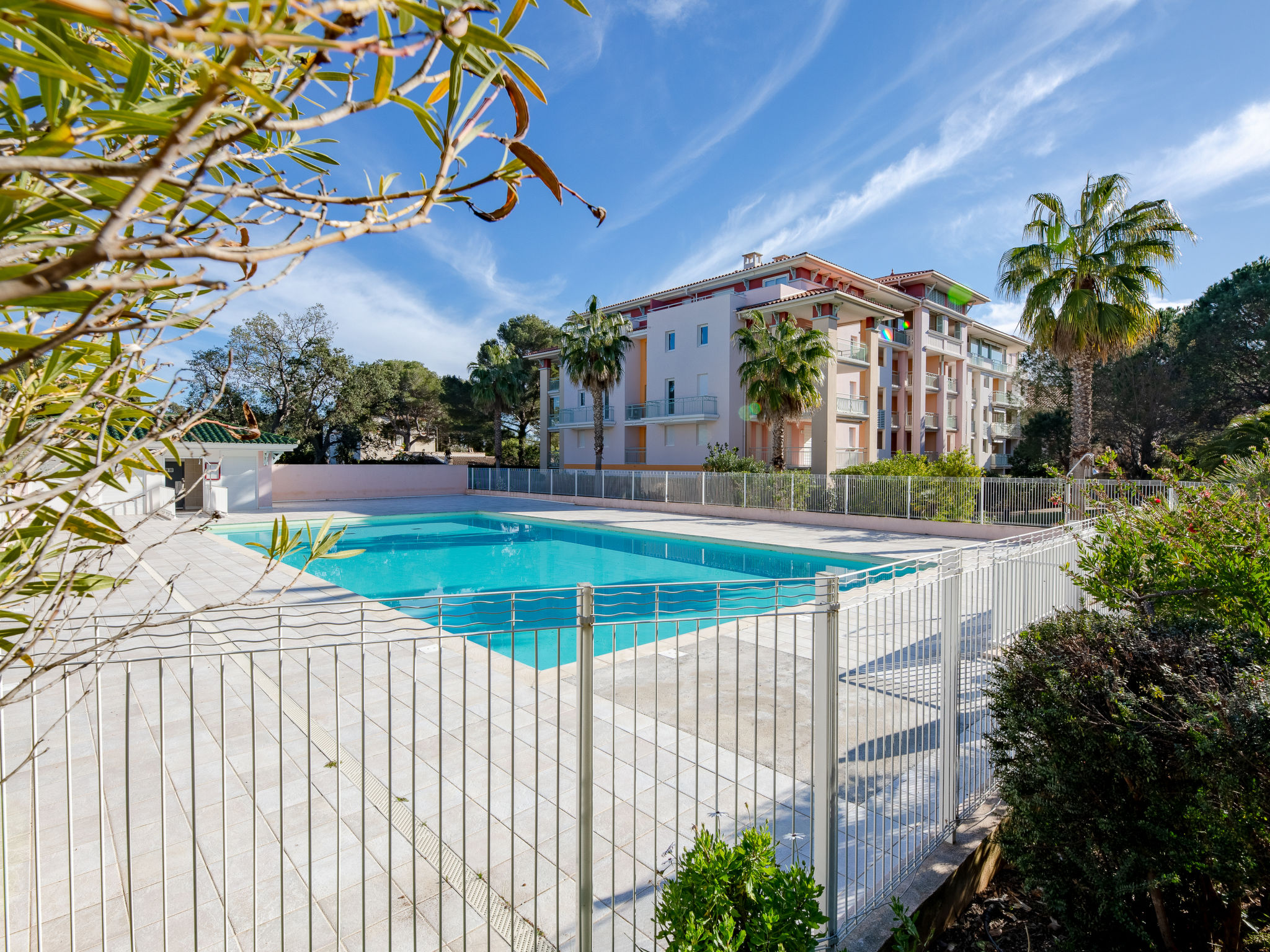 Le Grand Parc — Pool Outdoor (2 of 42)