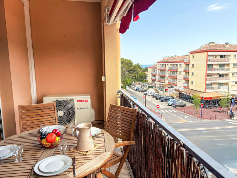 4-persoons appartement in Saint Aygulf op 300m van zee in Saint Aygulf