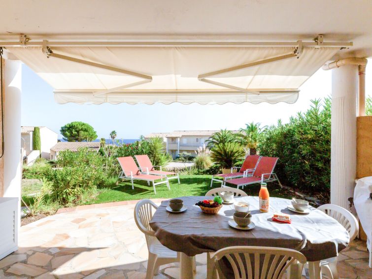 Search and Stay destination Fréjus, Provence-Alpes-Côte d'Azur - France from AU$ 225. Les Mas de la Mer