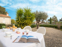 Le Darling: sfeervol appartement op 850m van de Middellandse Zee in Saint-Aygulf - thumbnail 1